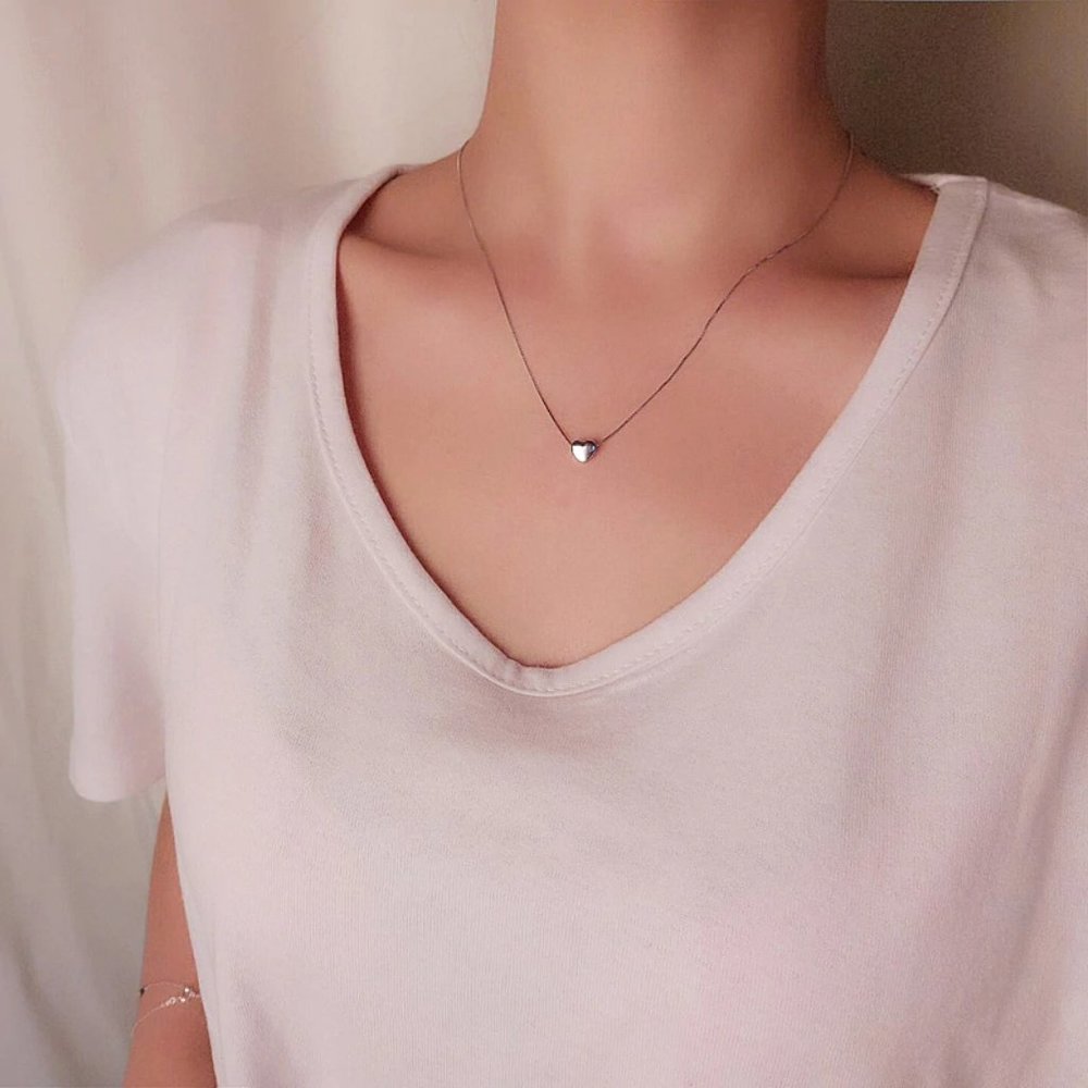 NEW 925 Sterling Silver Simple Heart Necklace - Picture 2 of 10
